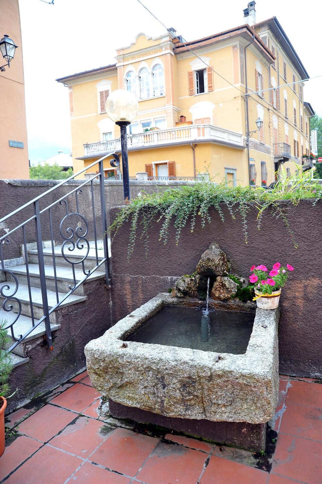 Albergo Stelvio Μπόρμιο Εξωτερικό φωτογραφία