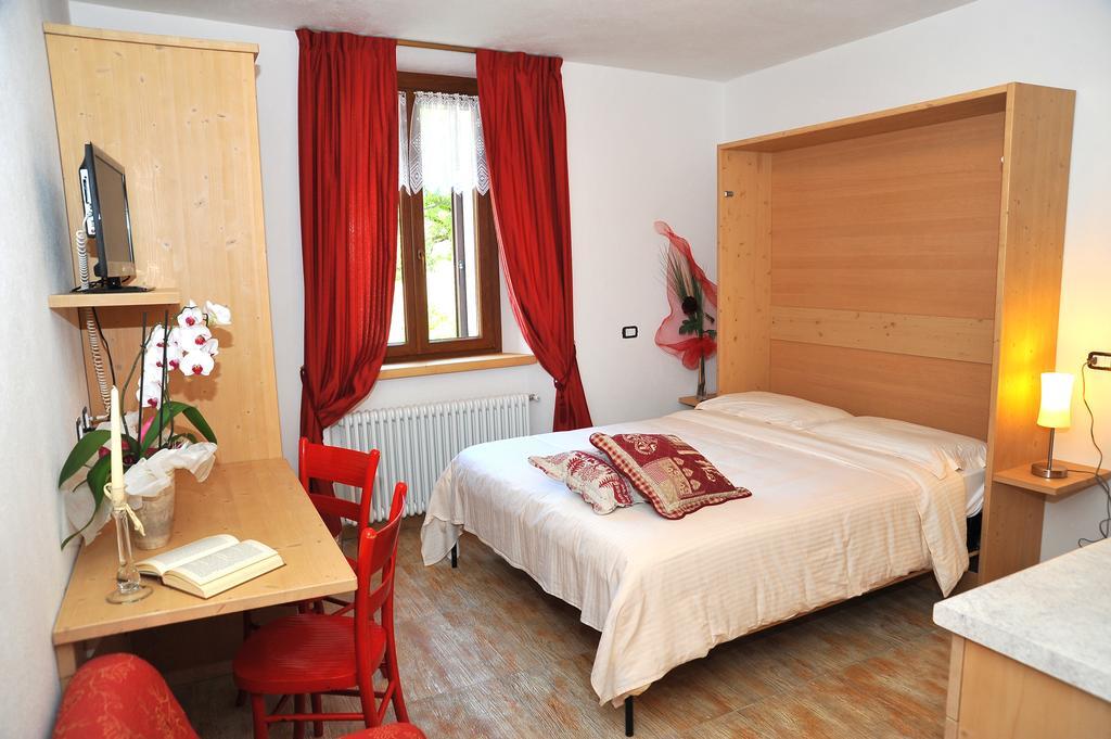 Albergo Stelvio Μπόρμιο Εξωτερικό φωτογραφία