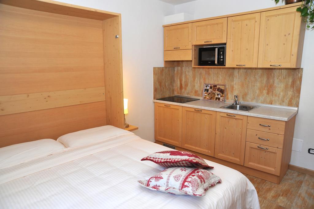 Albergo Stelvio Μπόρμιο Εξωτερικό φωτογραφία